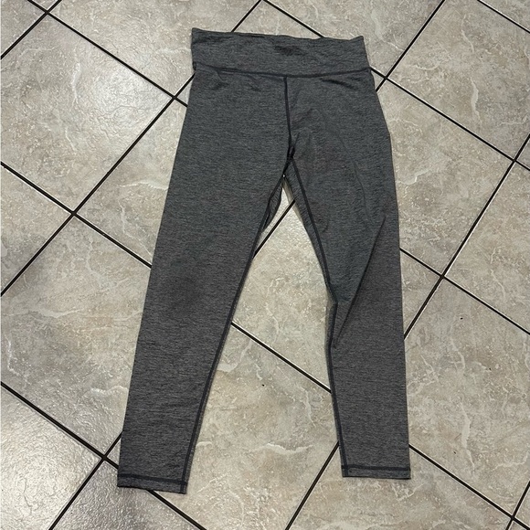 Adidas Women’s Gray Leggings Size Medium - Picture 1 of 4